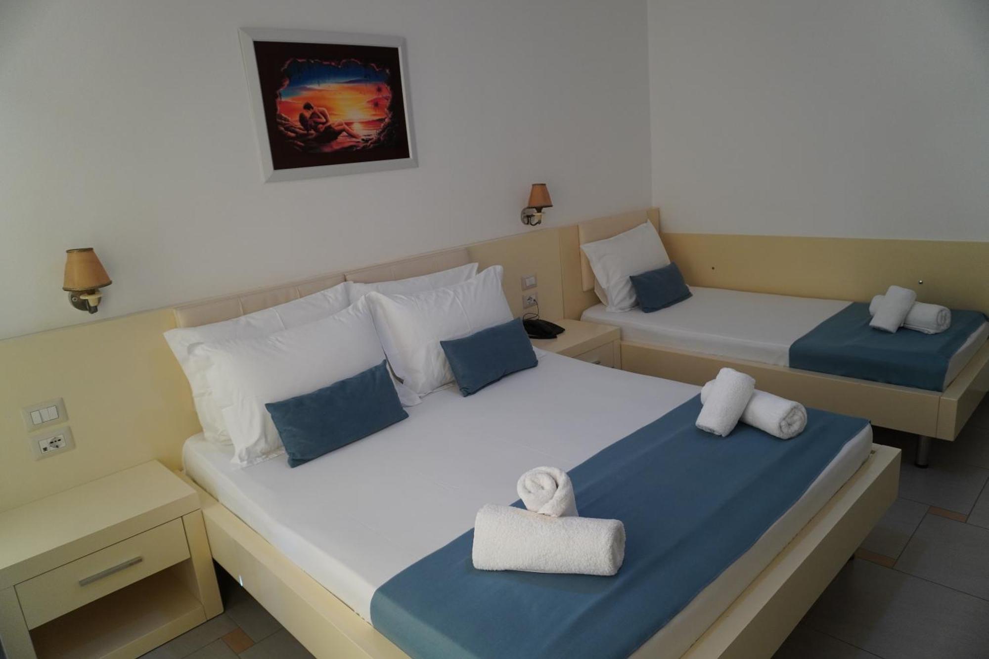 Hotel Agel Saranda Kültér fotó